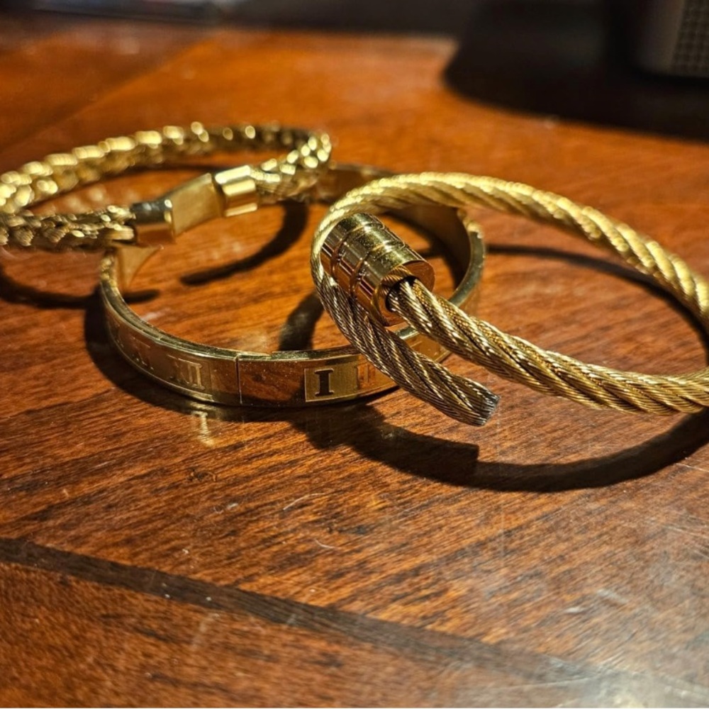 NEW MENS GOLD BRACELET SET